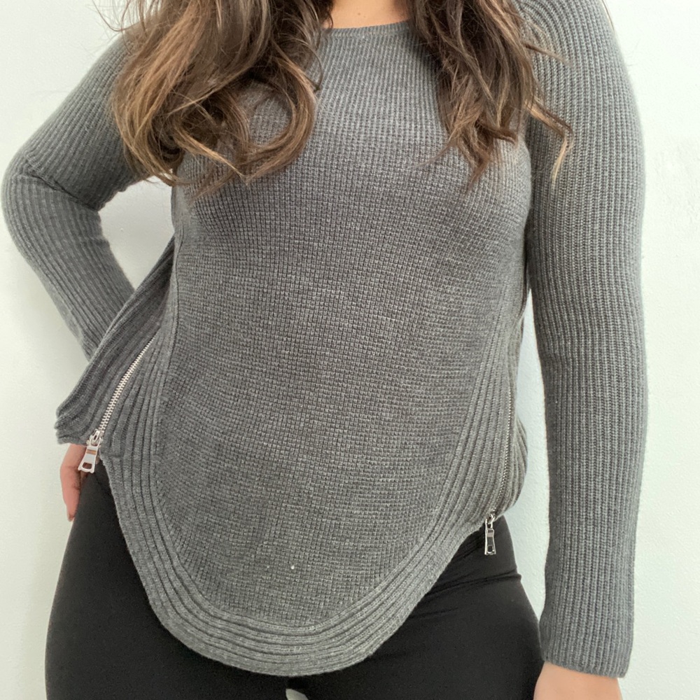 COPY - Sweater